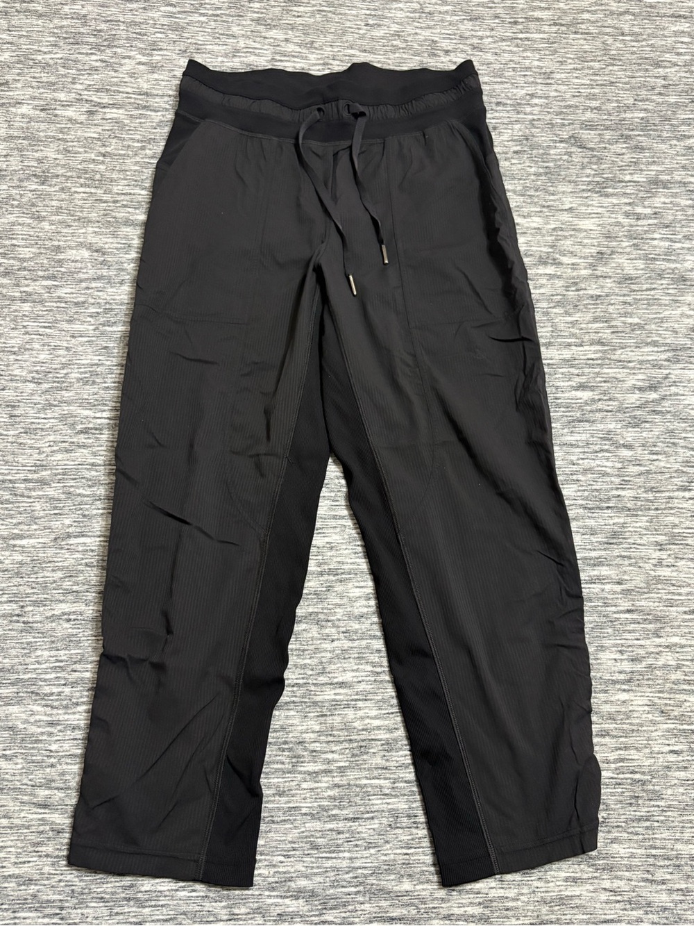 Lululemon Dance Studio Mid Rise Crop Size 6